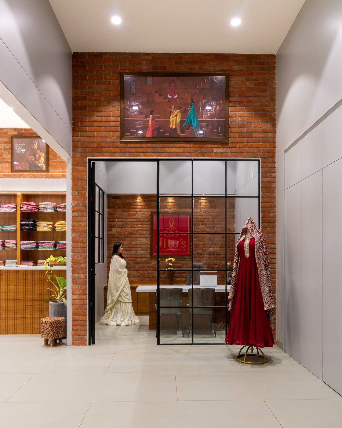 Jitu's Boutique interior entrance